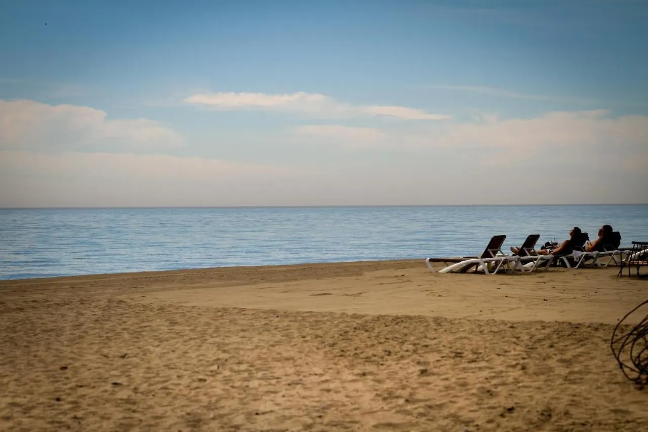 Marbella Banus Suites - Banus Playa Rocio Beachfront Complex Appartement