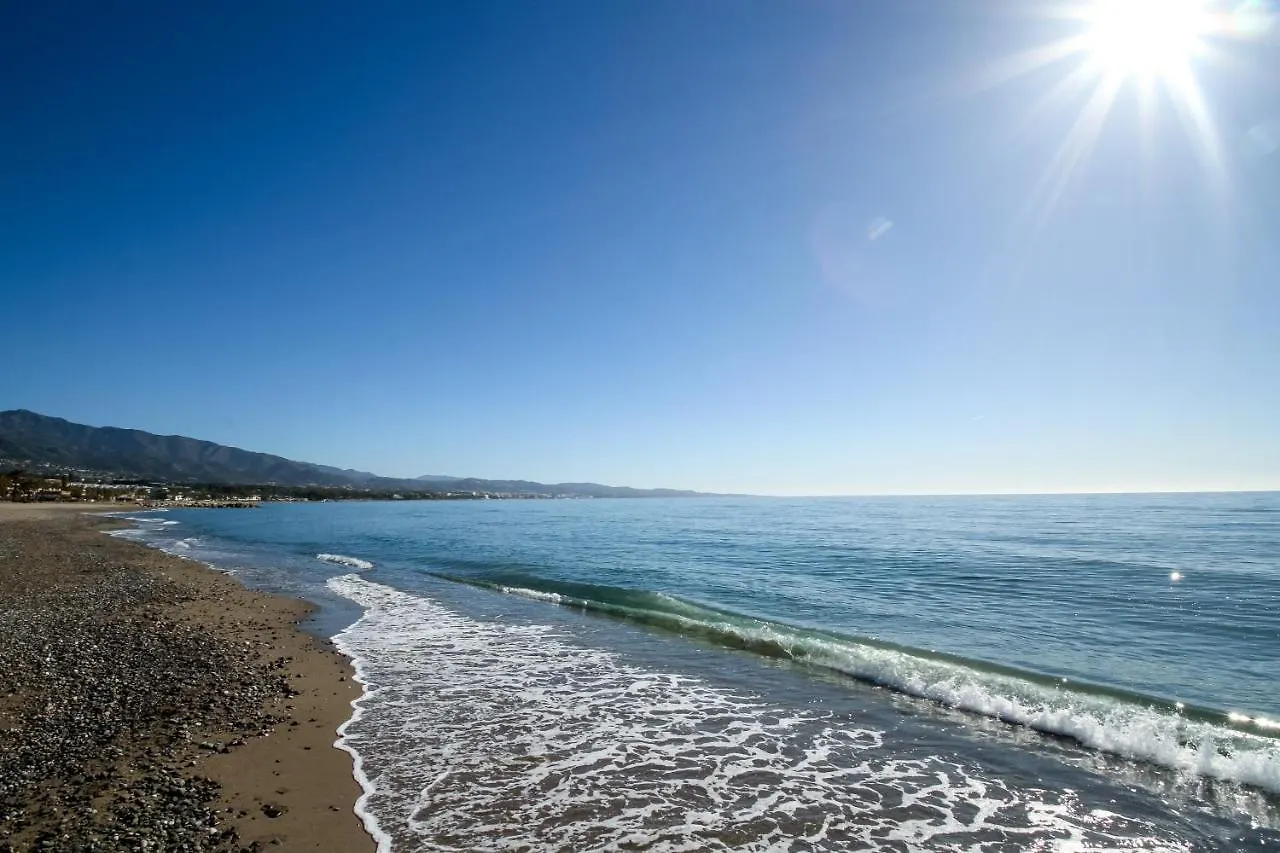 Marbella Banus Suites - Banus Playa Rocio Beachfront Complex 0*,