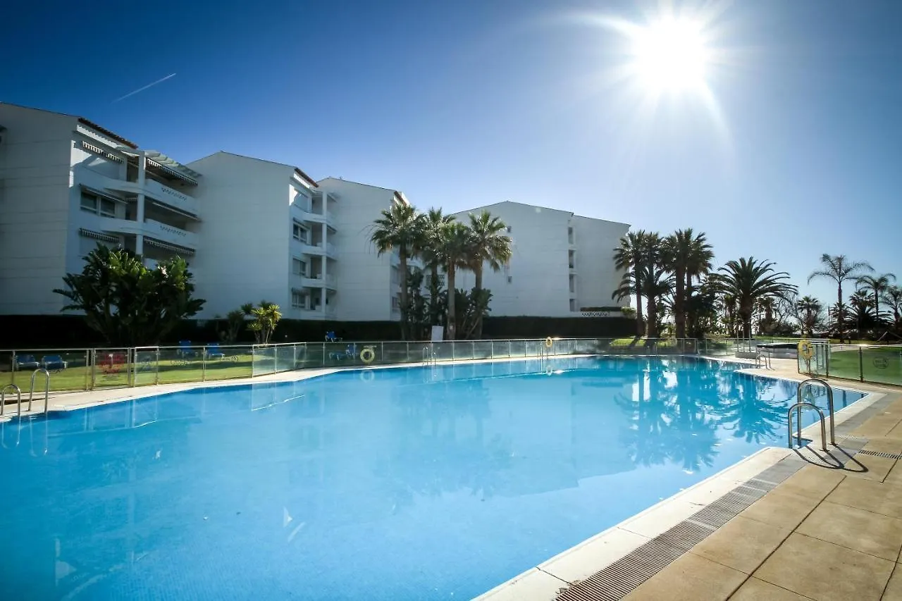 Marbella Banus Suites - Banus Playa Rocio Beachfront Complex 0*,  Spanje