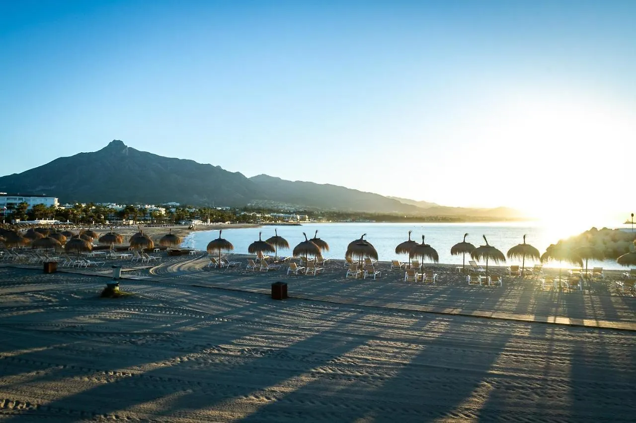 Marbella Banus Suites - Banus Playa Rocio Beachfront Complex