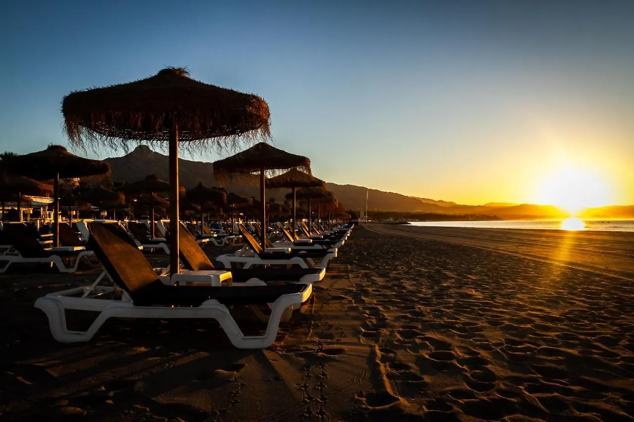 Marbella Banus Suites - Banus Playa Rocio Beachfront Complex