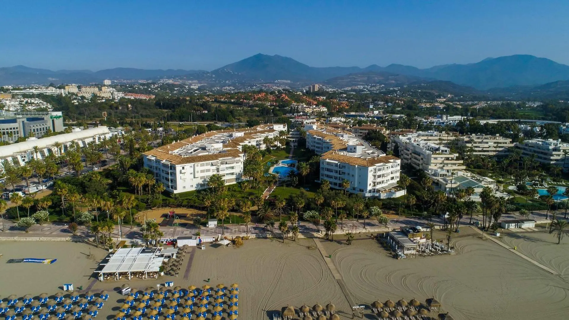 Marbella Banus Suites - Banus Playa Rocio Beachfront Complex Appartement